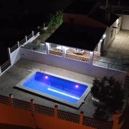 Chalet Hazuelas 15 *